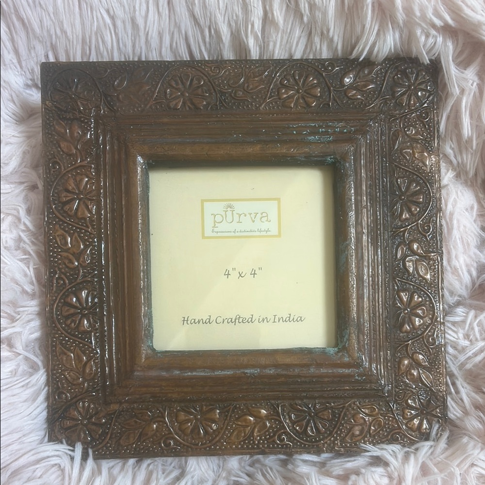 Pur Intricate Brown Photo Frame